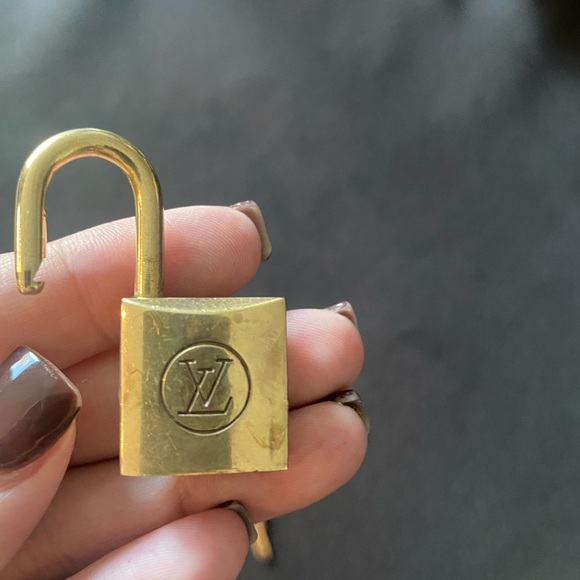 🔐 Rare LV Lock and Key #216 - Picture 7 of 7